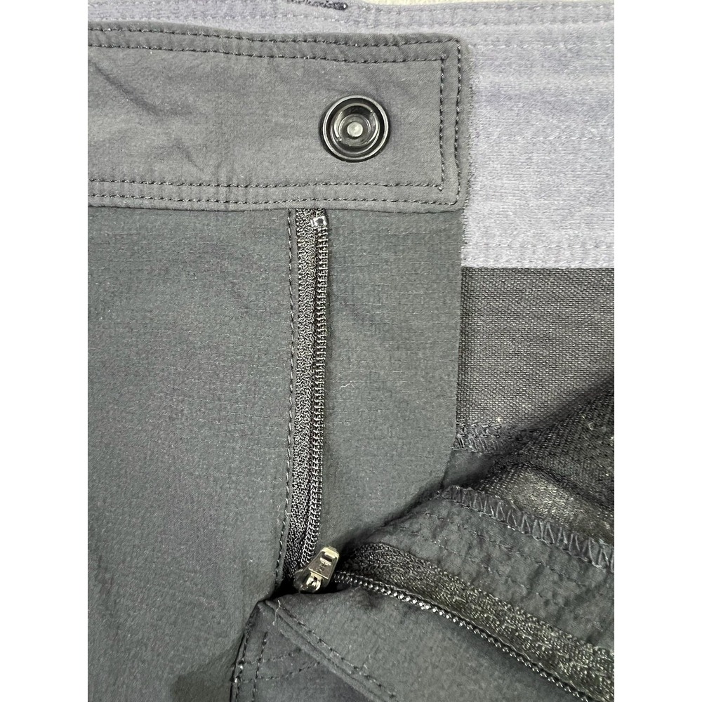 REI Shorts Womens 10 Black Hiking Nylon Stretch Zip Pocket Outdoor Performance - Picture 4 of 13